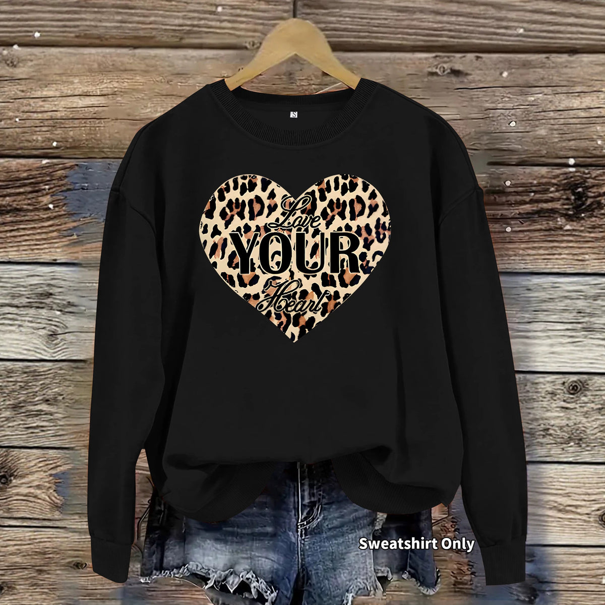 Leopard patterned heart-shaped fleece hoodie
